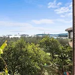 Apartment 1 Bedroom Gorgeous In