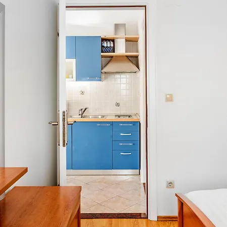 Amazing In With Sauna Apartment *