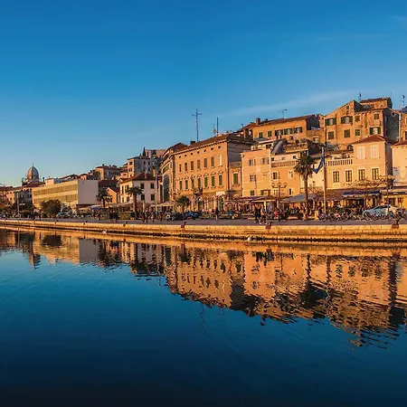 Apartamento Amazing In With Sauna *