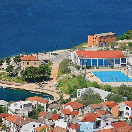 1 Bedroom Gorgeous In *