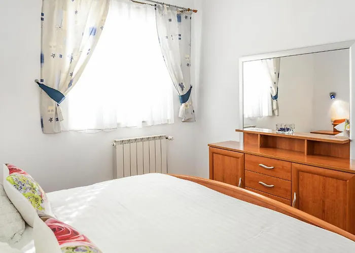 Amazing In With Sauna Apartment *