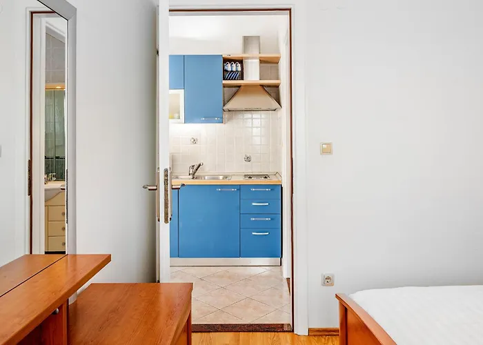 Amazing In With Sauna Apartment *