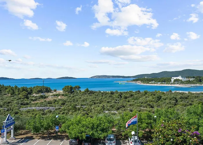 Amazing In With Sauna דירה