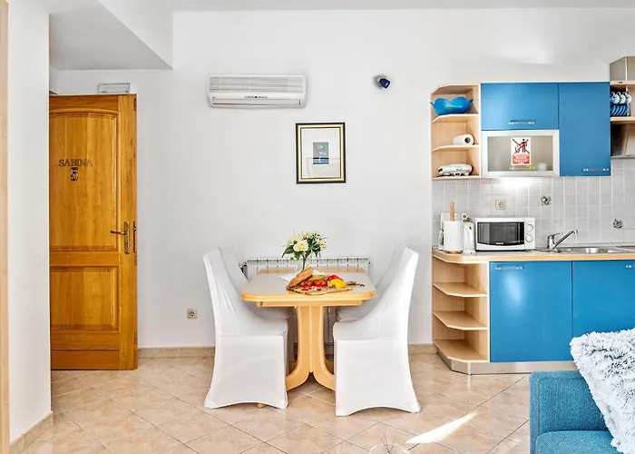 Amazing In With Sauna Apartment *