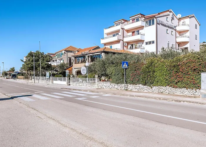 Amazing In With Sauna שיבניק